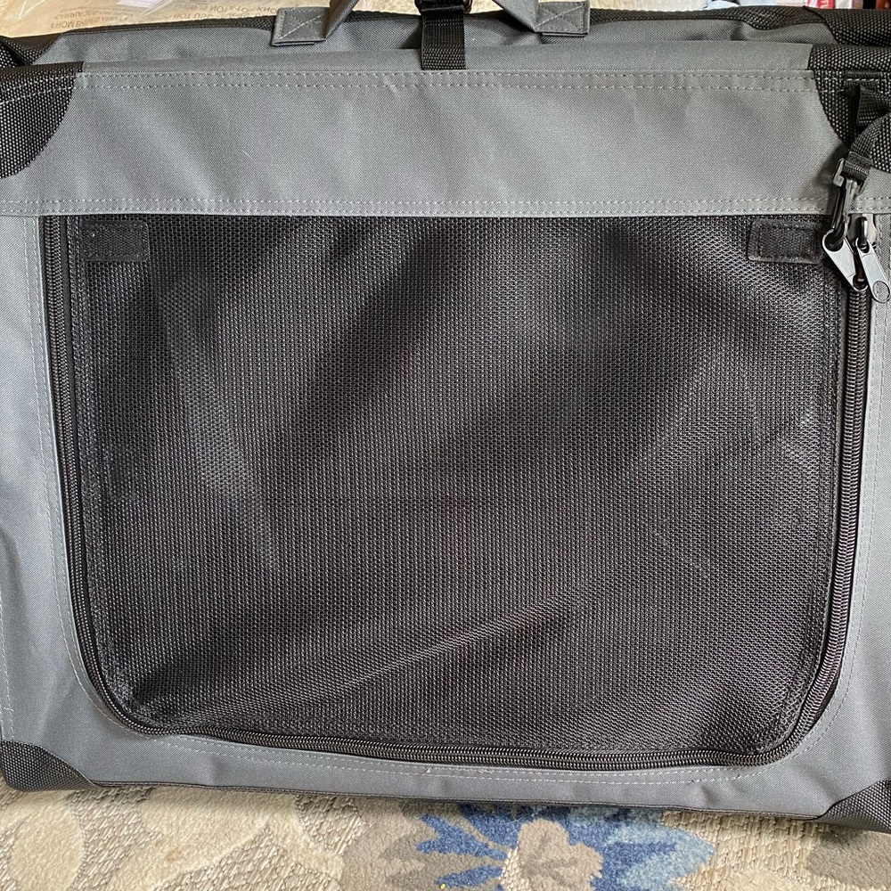 Indoor/Outdoor Crate